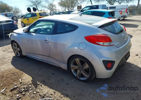 2013 Hyundai Veloster Turbo W/Black z USA, uszkodzony, nr VIN KMHTC6AE7DU153910